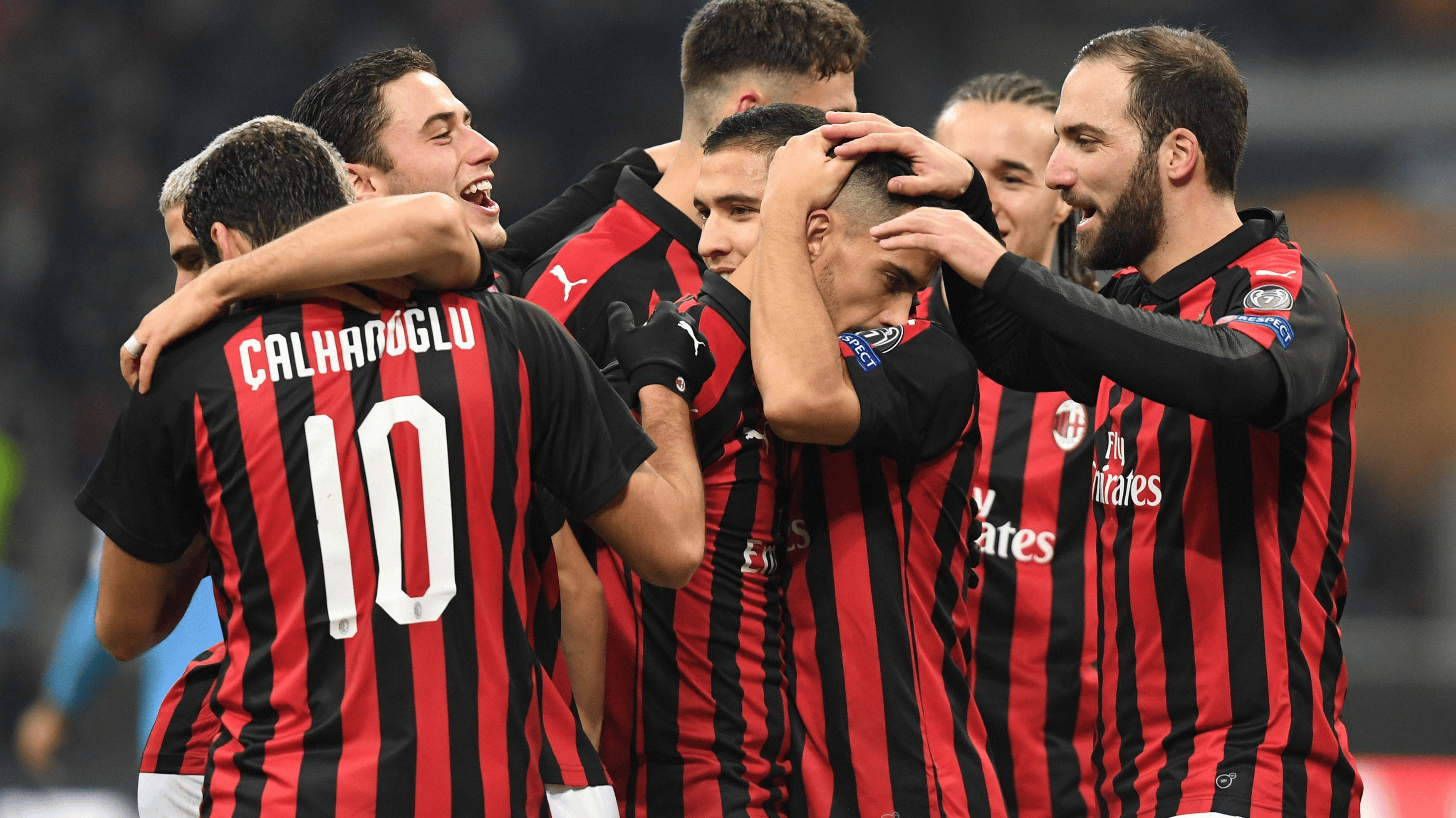 包含意甲赛程吃紧，那不勒斯国际比赛日外线爆发，引发热议，更衣室氛围转暖的词条雷竞技