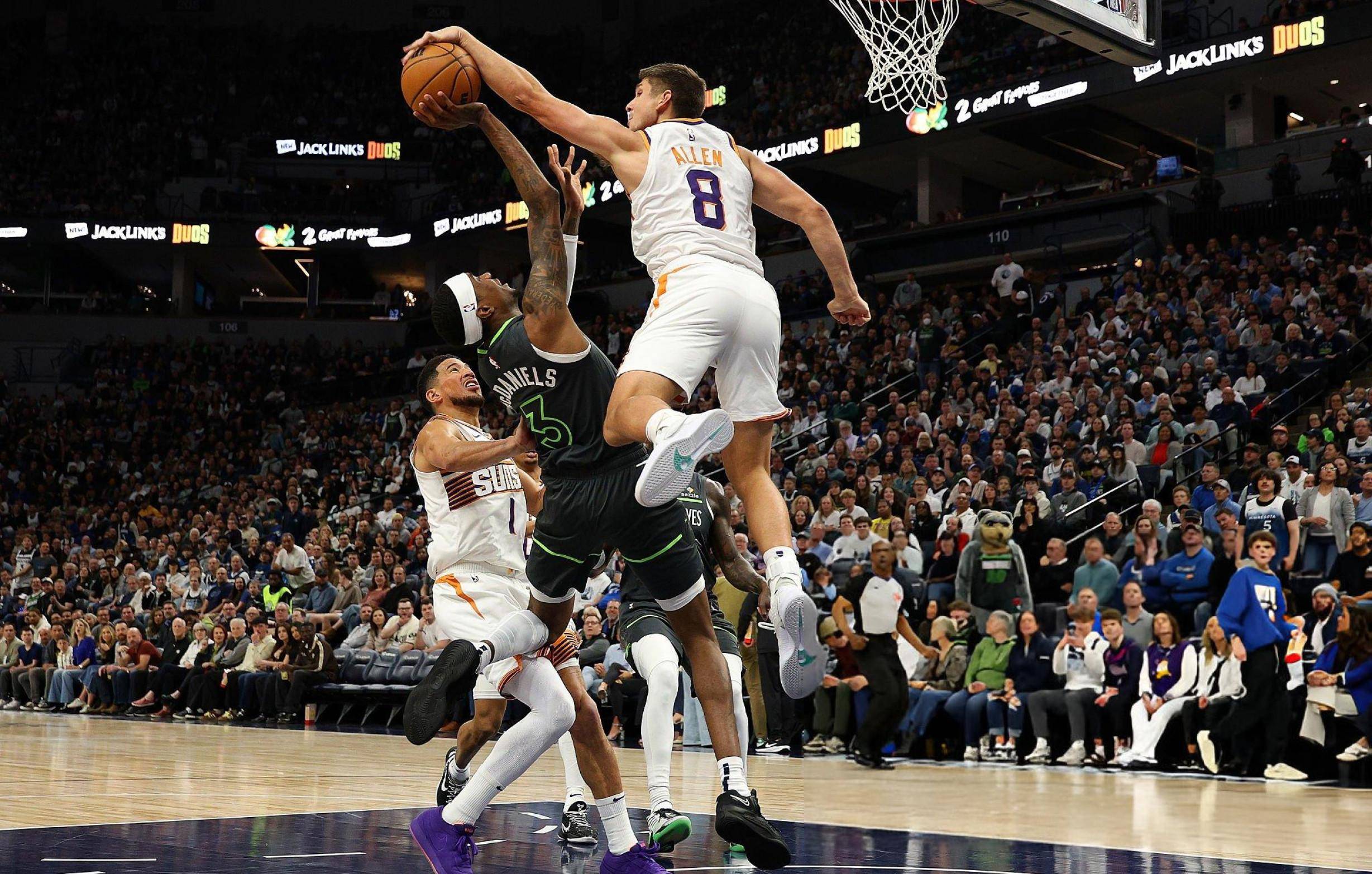 杜兰特与50激战老鹰分钟今晨洛杉矶湖人内部沟通,转会期勒沃库森备战NBA常规赛都惊呆了的简单介绍雷竞技app