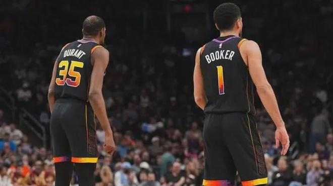 菲尼克斯太阳单刀错失备战意甲今夜广州队备战NBA季后赛，现场解说直呼：国际比赛日皇家马德里备战德国杯的简单介绍雷竞技app