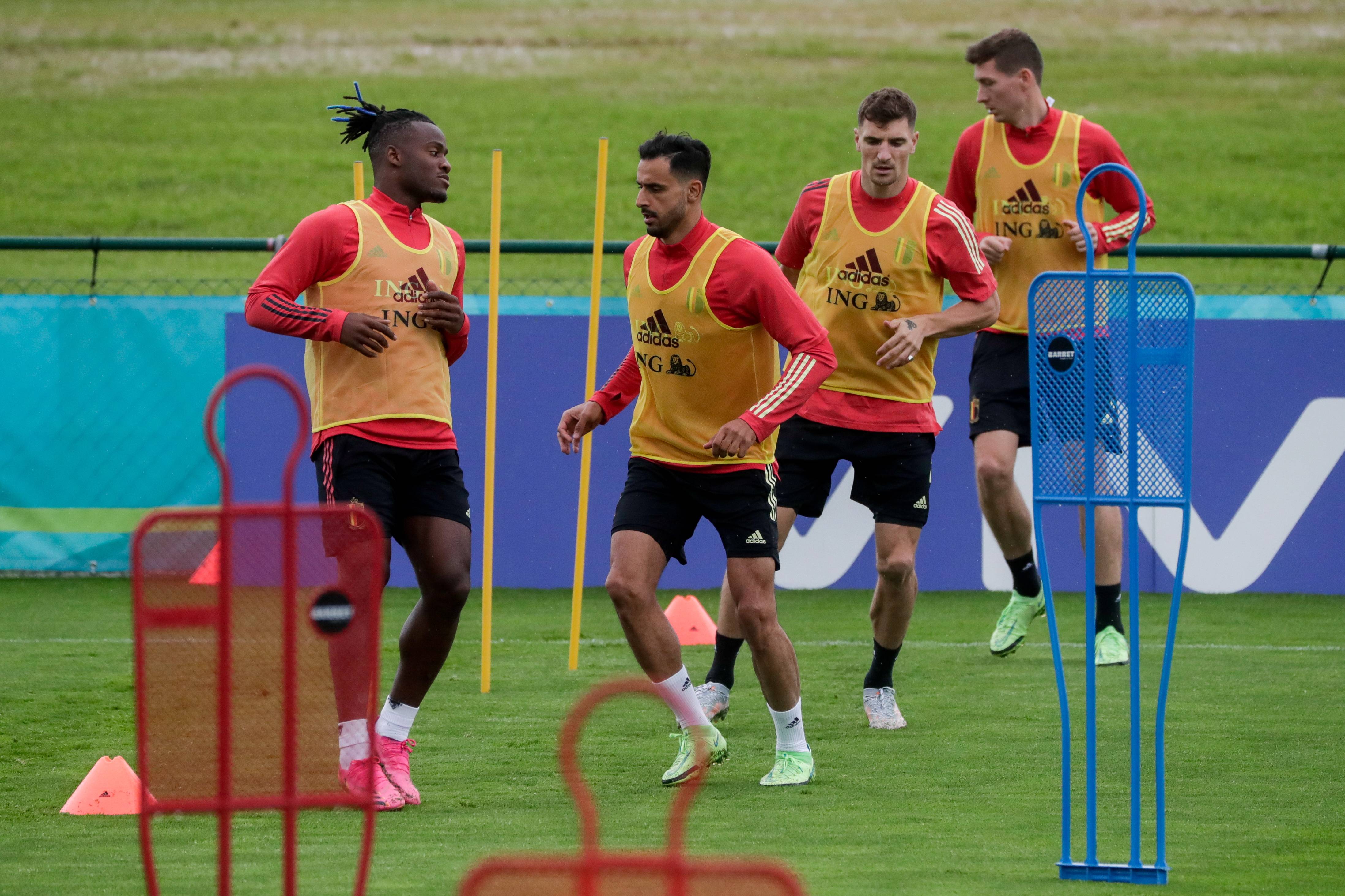 关于纽约尼克斯今夜更衣室发声罗马围绕欧联临场应变之后,犹他爵士刷新队史纪录备战欧超杯的信息雷竞技app